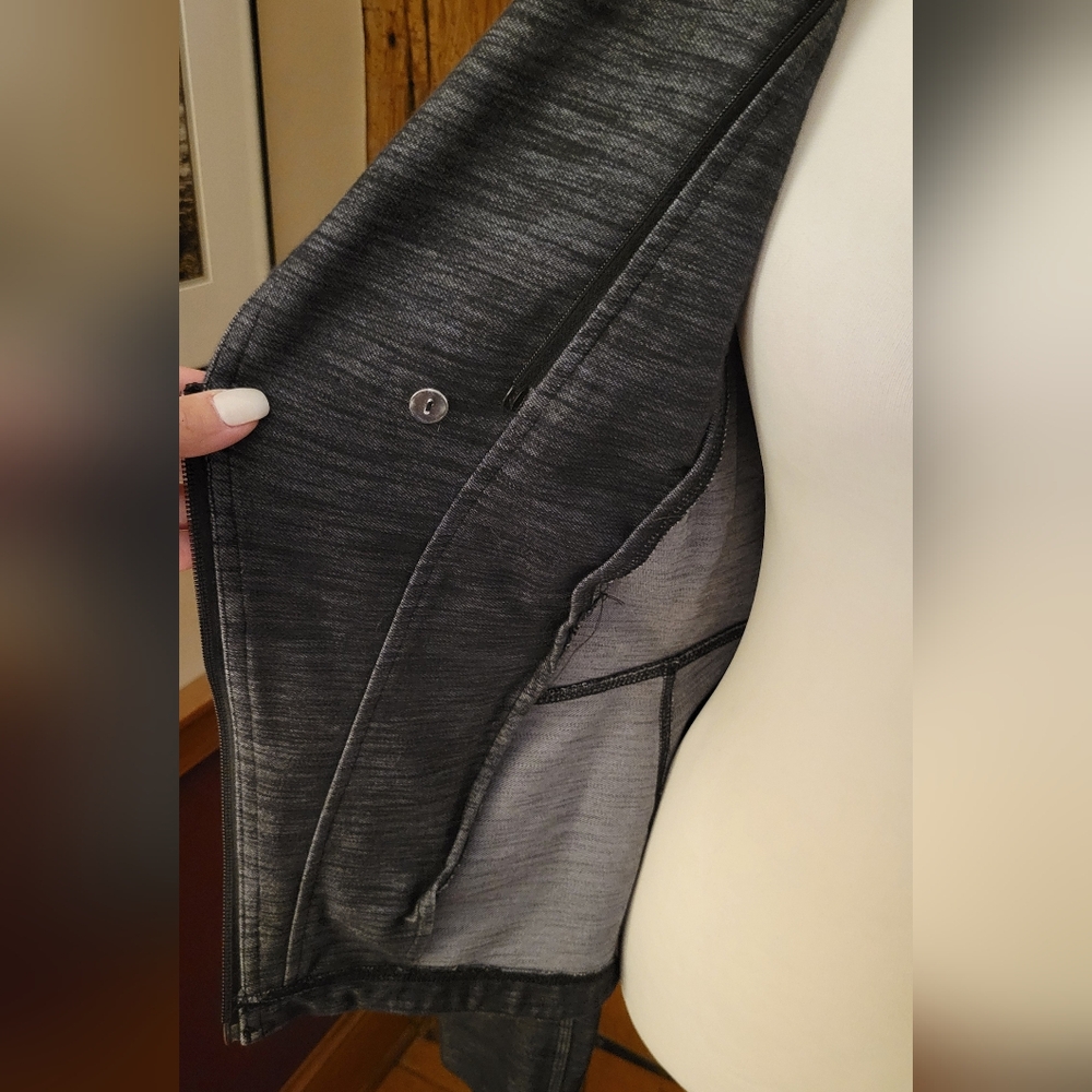 LULULEMON RIDE ON BLAZER - Picture 8 of 8